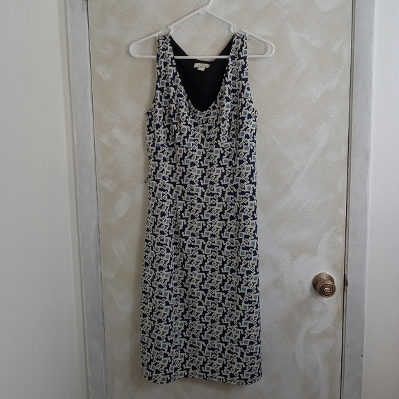 LOFT Dresses & Skirts - Ann Taylor Loft Fitted Geometric Pattern Sleeveless Dress Size 8